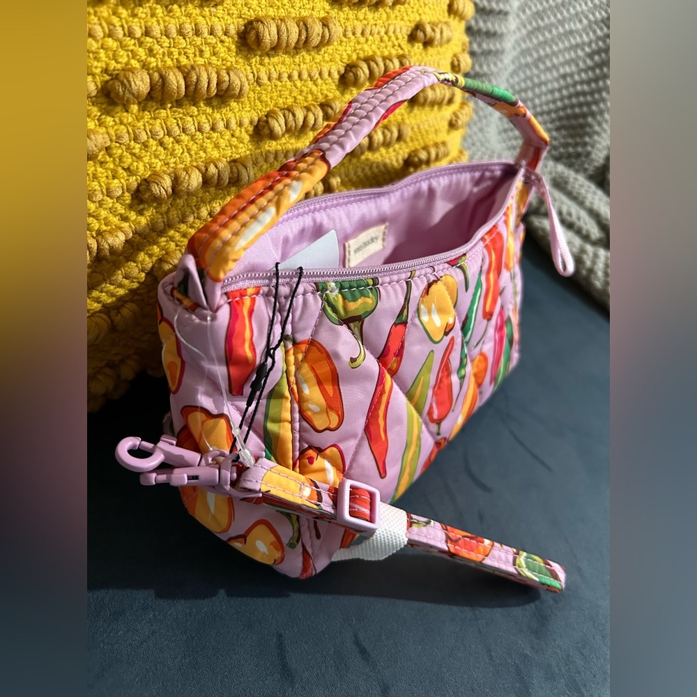New VB Spicy Pepper Shoulder Bag - Picture 3 of 9